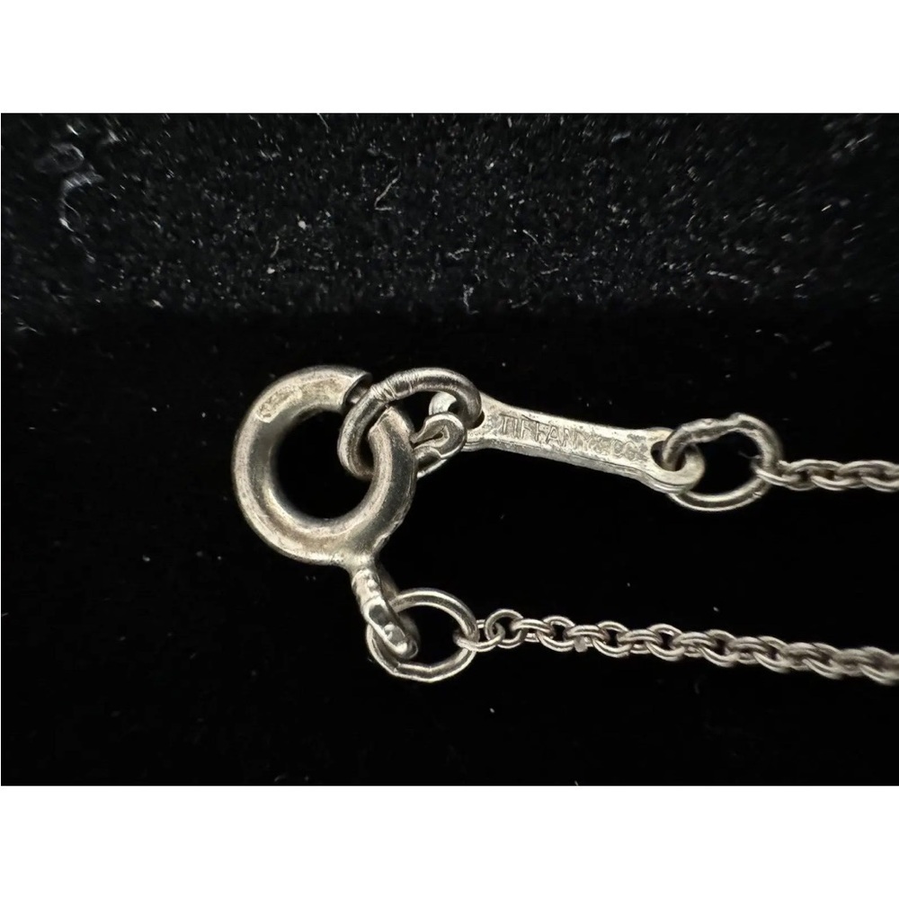 Vintage Tiffany Co. Peretti Sterling Silver 925 Heart Necklace w/pouch - Picture 4 of 6